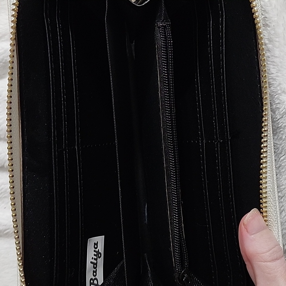 Pineapple Wallet - image 2